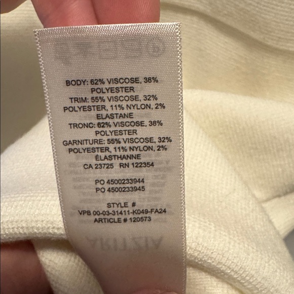 Woman’s The Group By Babaton/Aritzia Cream Blazer Size XS - Picture 6 of 11